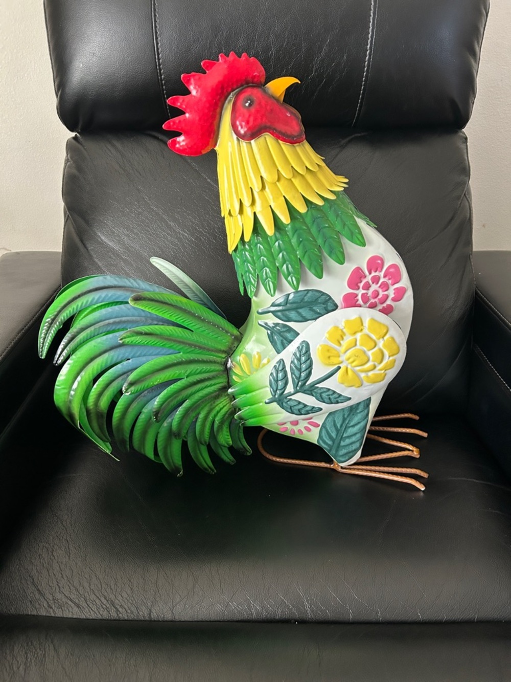 Red Shed Metal Decorative Rooster